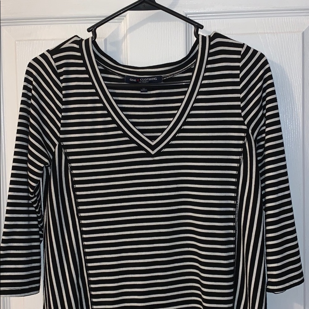 Striped dress black & white